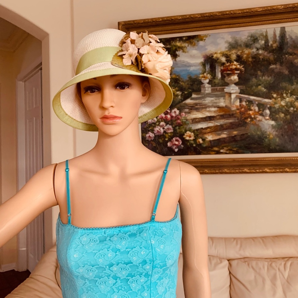 Guess lady top